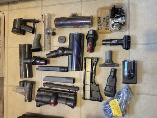 Dyson vacuum cleaner job - , lot